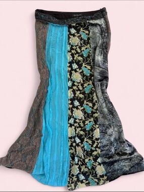 2000s Heart Moon Star Lace Sequined Maxi Skirt